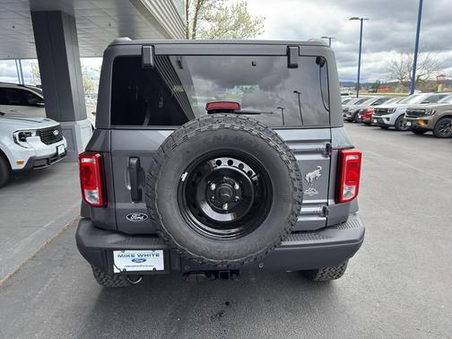 CARBONIZED GRAY METALLIC 2026 Ford Bronco Big Bend