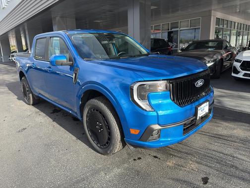 2026 Ford Maverick Lobo Standard