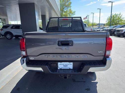 Magnetic Gray Metallic 2018 Toyota Tacoma TRD Off Road