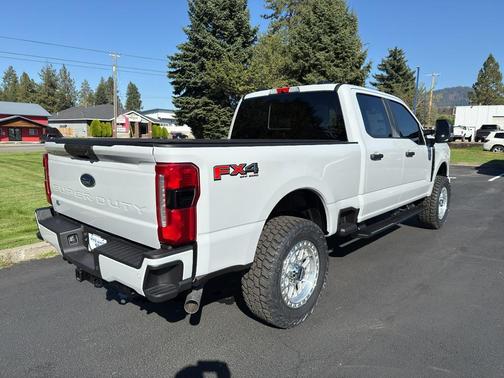 AVALANCHE 2026 Ford F-250 XL