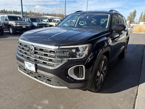 2025 Volkswagen Atlas 2.0T SE w/Technology 4MOTION