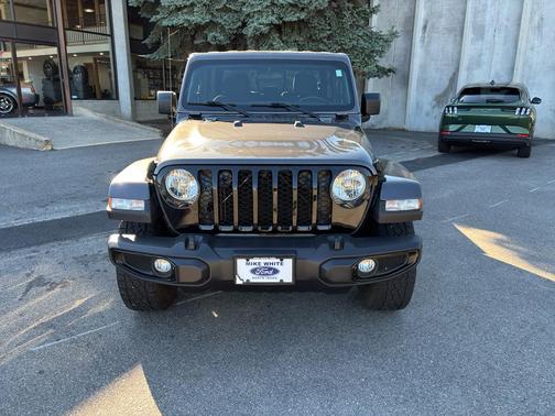 2022 Jeep Gladiator Willys 4x4