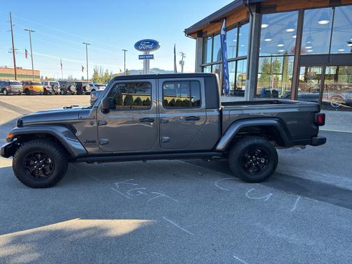2022 Jeep Gladiator Willys 4x4