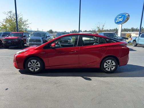 2018 Toyota Prius Four