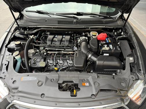 2015 Ford Taurus Limited
