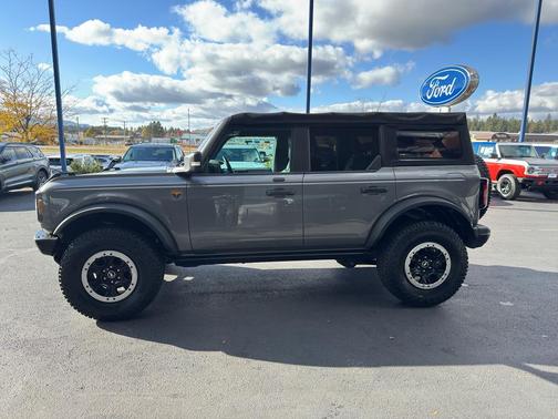 2021 Ford Bronco Badlands