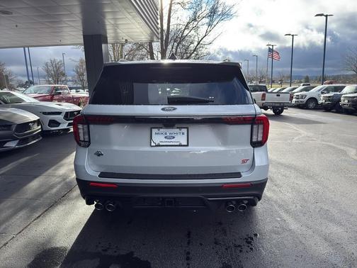 SPACE WHITE METALLIC 2026 Ford Explorer ST