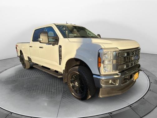 2023 Ford F-350 XLT