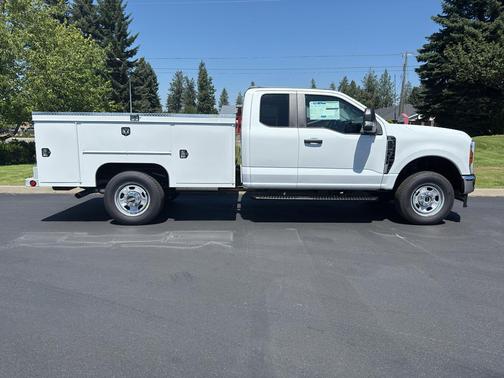 2025 Ford F-350 XL