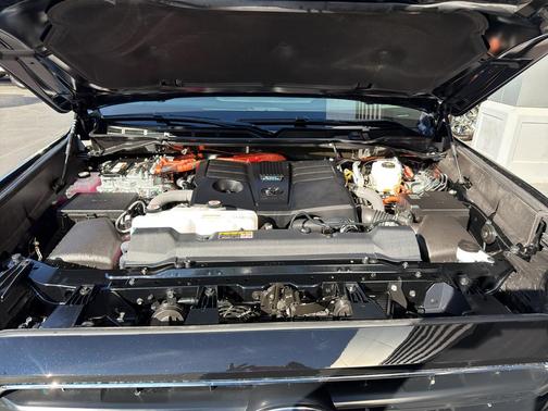 2025 Toyota Sequoia SR5