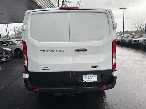 OXFORD WHITE 2025 Ford Transit-250 Base