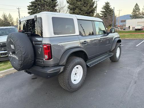 2025 Ford Bronco Heritage Edition