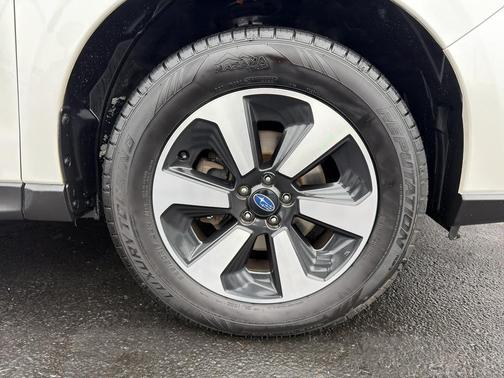 2017 Subaru Forester 2.5i Limited