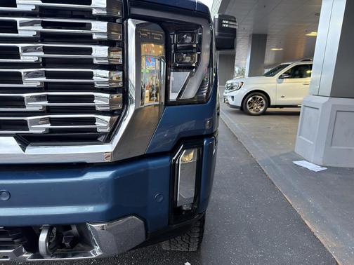 2024 GMC Sierra 2500 Denali