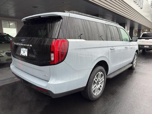 2025 Ford Expedition Max Active 4x4