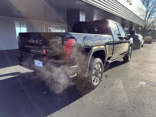 2025 GMC Sierra 2500 Denali