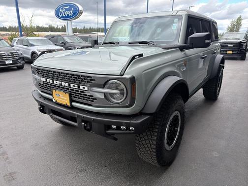 CACTUS GRAY 2023 Ford Bronco Badlands