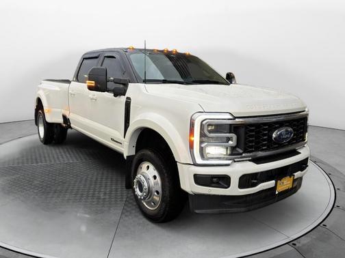 2025 Ford F-450 Platinum