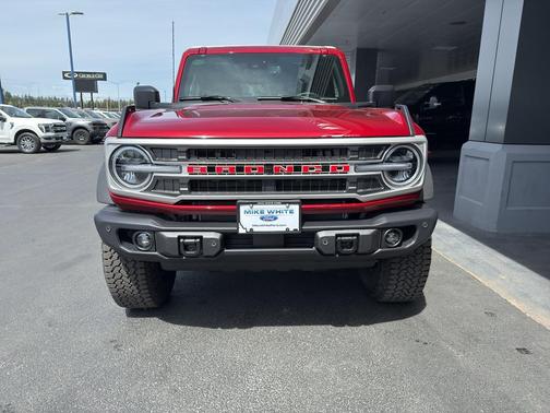 RUBY RED MET TNTD CLEARCOAT 2026 Ford Bronco Outer Banks