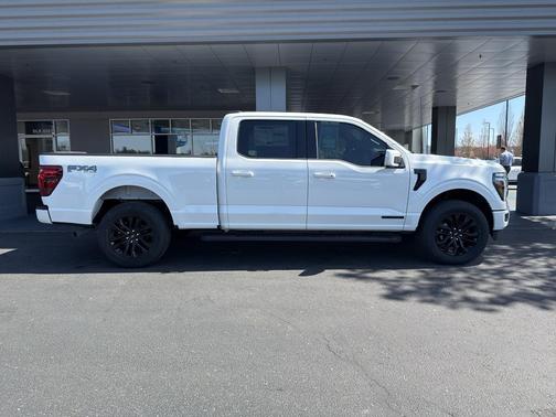 STAR WHITE METALLIC TRICOAT 2026 Ford F-150 Lariat