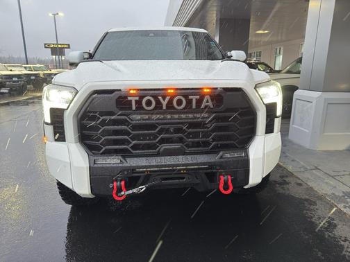 2022 Toyota Tundra Hybrid Limited