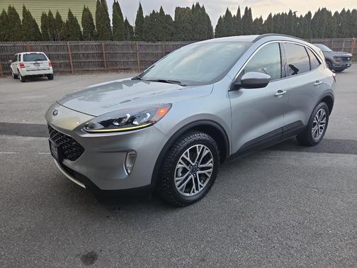 2021 Ford Escape SEL