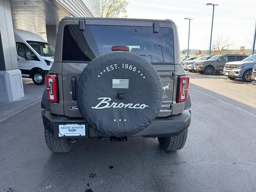Marsh Gray 2026 Ford Bronco Outer Banks