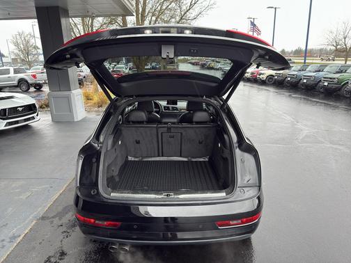 2018 Audi Q3 2.0T Premium Plus