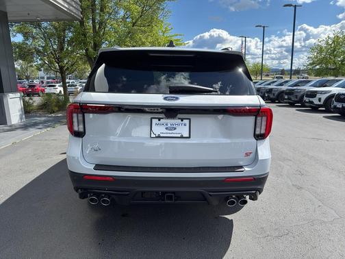 SPACE WHITE METALLIC 2026 Ford Explorer ST