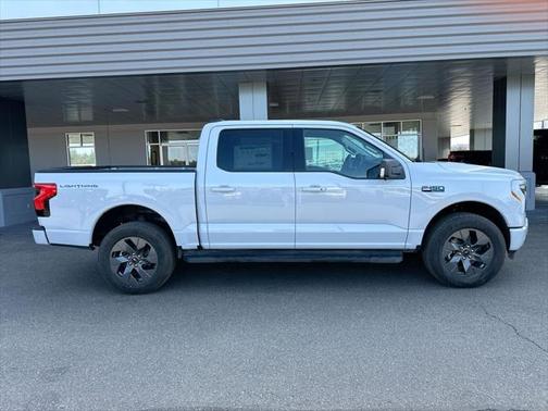 2025 Ford F-150 Lightning XLT