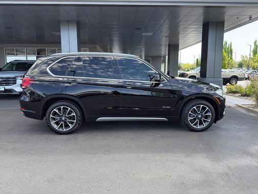 Jet Black 2017 BMW X5 xDrive50i