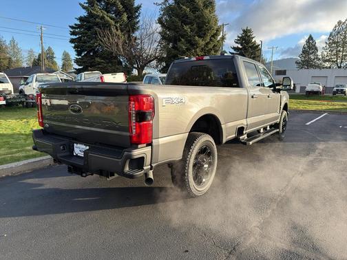 2026 Ford F-350 Lariat