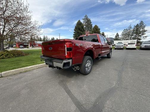 2025 Ford F-350 Lariat