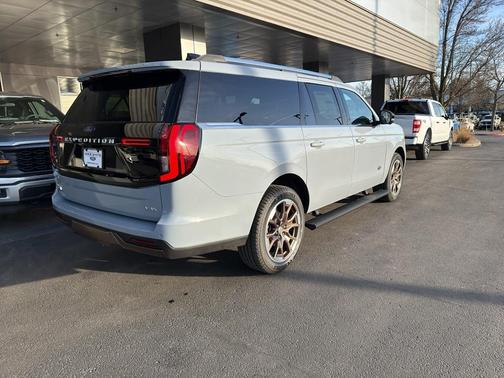GLACIER GRAY MET TRI-COAT 2026 Ford Expedition Max King Ranch