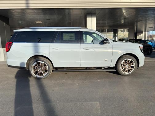GLACIER GRAY MET TRI-COAT 2026 Ford Expedition Max King Ranch