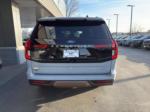 GLACIER GRAY MET TRI-COAT 2026 Ford Expedition Max King Ranch
