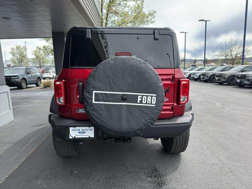 RUBY RED MET TNTD CLEARCOAT 2026 Ford Bronco Big Bend
