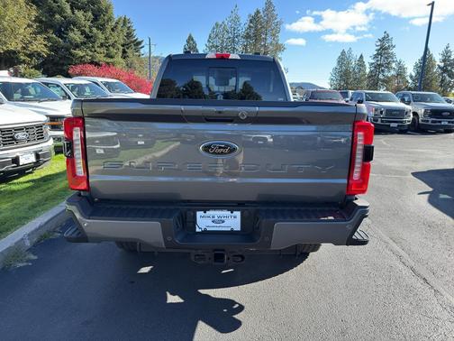 2026 Ford F-350 XLT