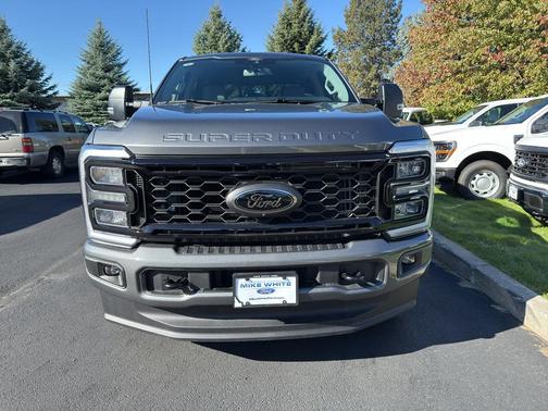 2026 Ford F-350 XLT