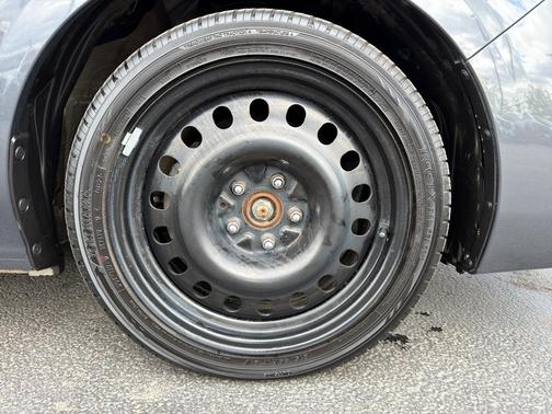 Magnetite Gray Metallic 2025 Subaru Impreza Base