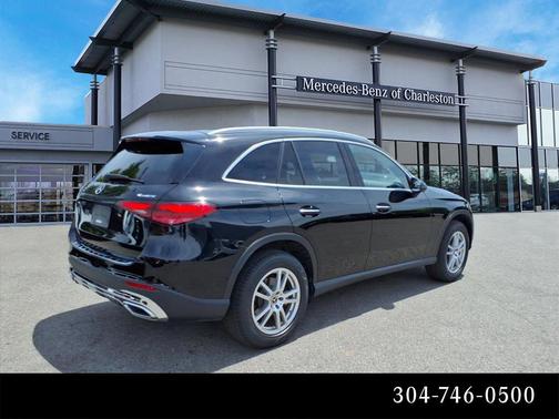 Black 2023 Mercedes-Benz GLC 300 4MATIC