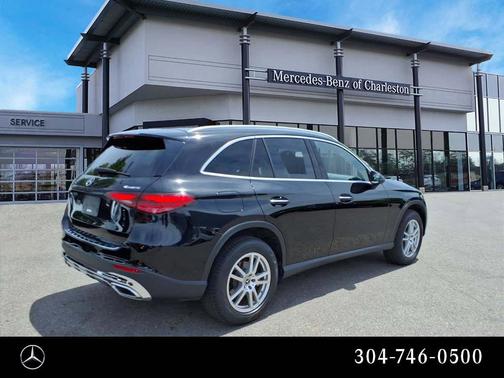 Black 2023 Mercedes-Benz GLC 300 4MATIC