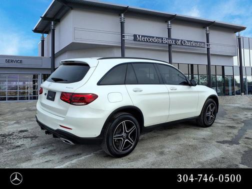 2022 Mercedes-Benz GLC 300 