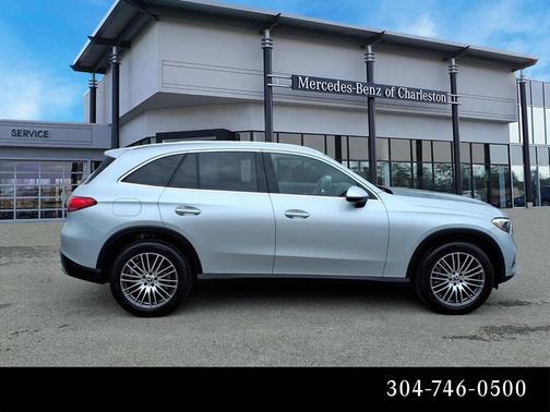 Cirrus Silver Metallic 2024 Mercedes-Benz GLC 300 4MATIC