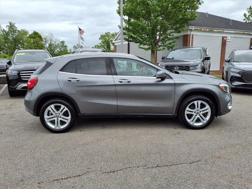 Mountain Grey 2020 Mercedes-Benz GLA 250