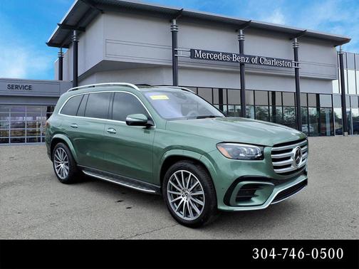 MANUFAKTUR Signature Ireland Mid Green Metallic 2025 Mercedes-Benz GLS 580 4MATIC
