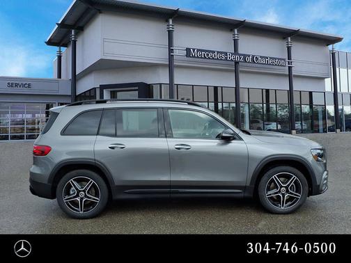 2025 Mercedes-Benz GLB 250 