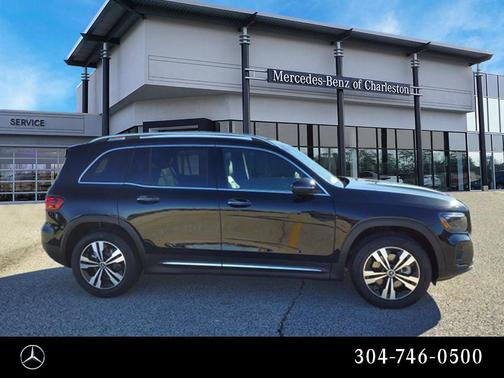 2025 Mercedes-Benz GLB 250 