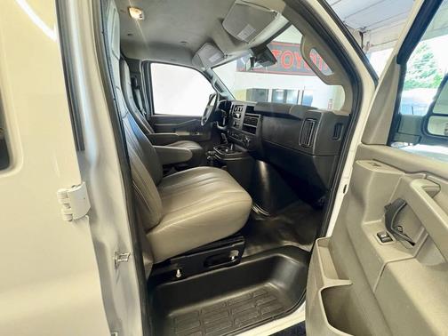 2021 Chevrolet Express 2500 RWD 2500 Extended Wheelbase WT