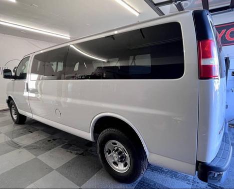 2016 Chevrolet Express 3500 LT